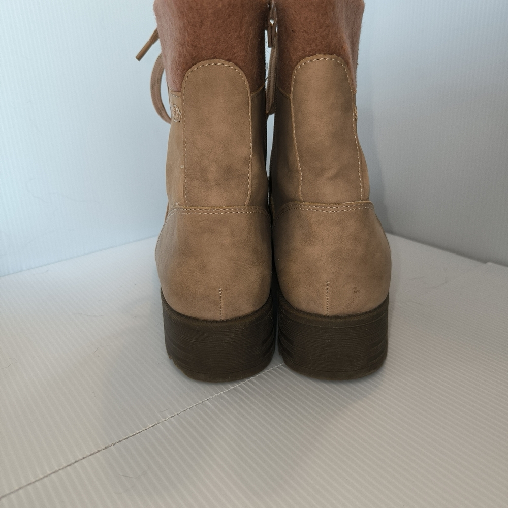 Earth Origins Women's Lace Up Tan Boots